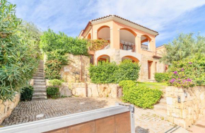 ISS Travel, Sea View Villa Ursula - 4 bedrooms and 4 bathrooms San Teodoro